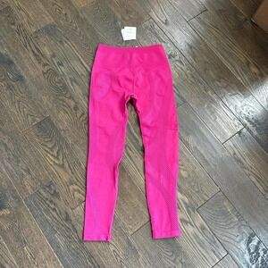 NWT Fabletics Women's Pink Legging Size XS